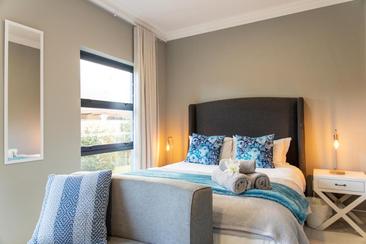 2 On Lismore Guesthouse Tokai Bagian luar foto