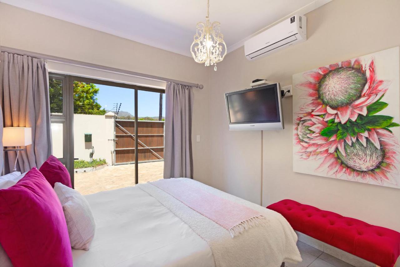 2 On Lismore Guesthouse Tokai Bagian luar foto