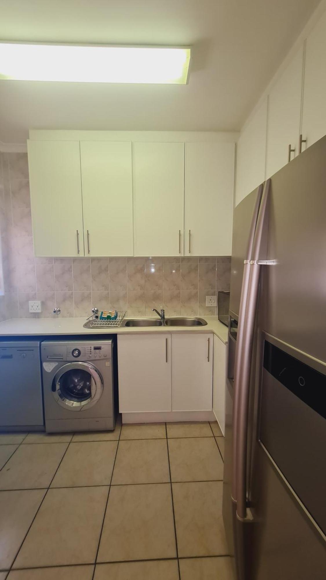 2 On Lismore Guesthouse Tokai Bagian luar foto